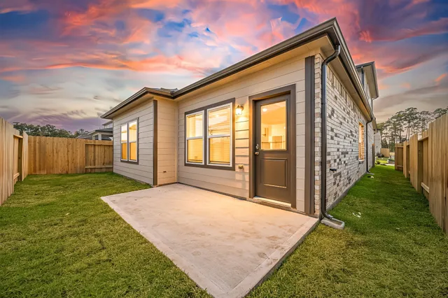 $2,250 | 302 Brazen Forest Trail, Magnolia, TX 77354