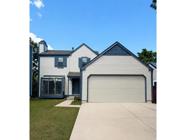 $719,000 | 305 West Sycamore Lane, Louisville, CO 80027