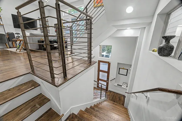 $3,750 | 2110 Crocker Street, Houston, TX 77006