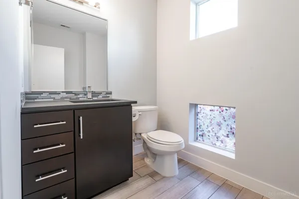 $3,750 | 2110 Crocker Street, Houston, TX 77006