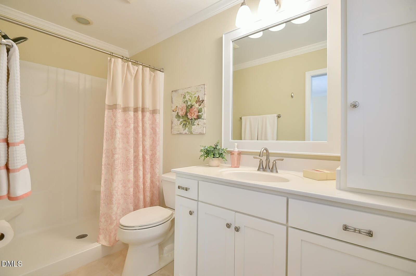7046 Holts Store Road Burlington, NC 27215 - Photo 23 of 40 Primary Bath