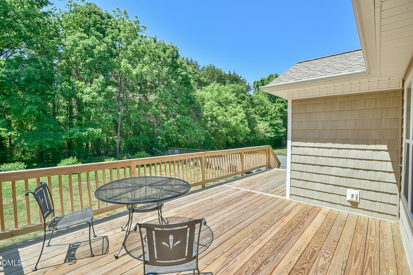 7046 Holts Store Road Burlington, NC 27215 - Photo 28 of 40 Back Porch #2