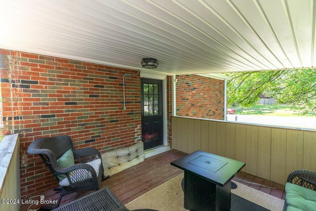803 Rockbridge Road Louisville, KY 40243 - Photo 42 of 45 044-803-44_m