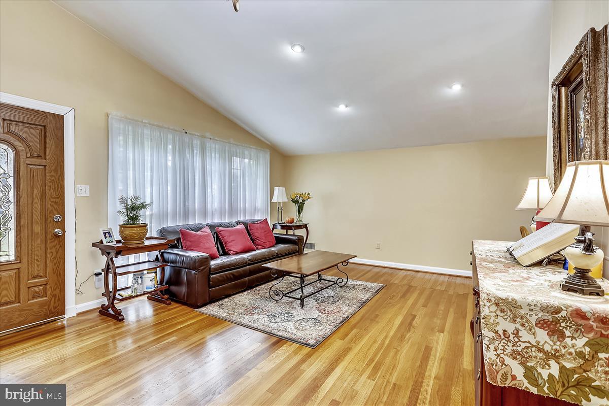 13206 May Court Silver Spring, MD 20906 - Photo 10 of 30