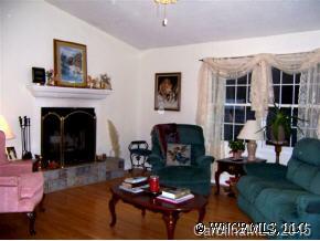 177 Porter Road Asheville, NC 28803 - Photo 5 of 10 Gallery Image 5