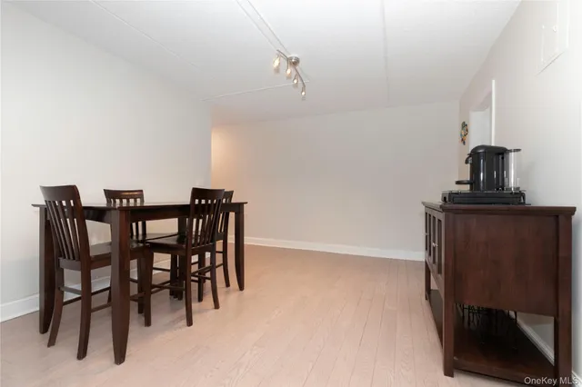 $2,900 | 4 Consulate Drive, Unit 3D, Tuckahoe, NY 10707