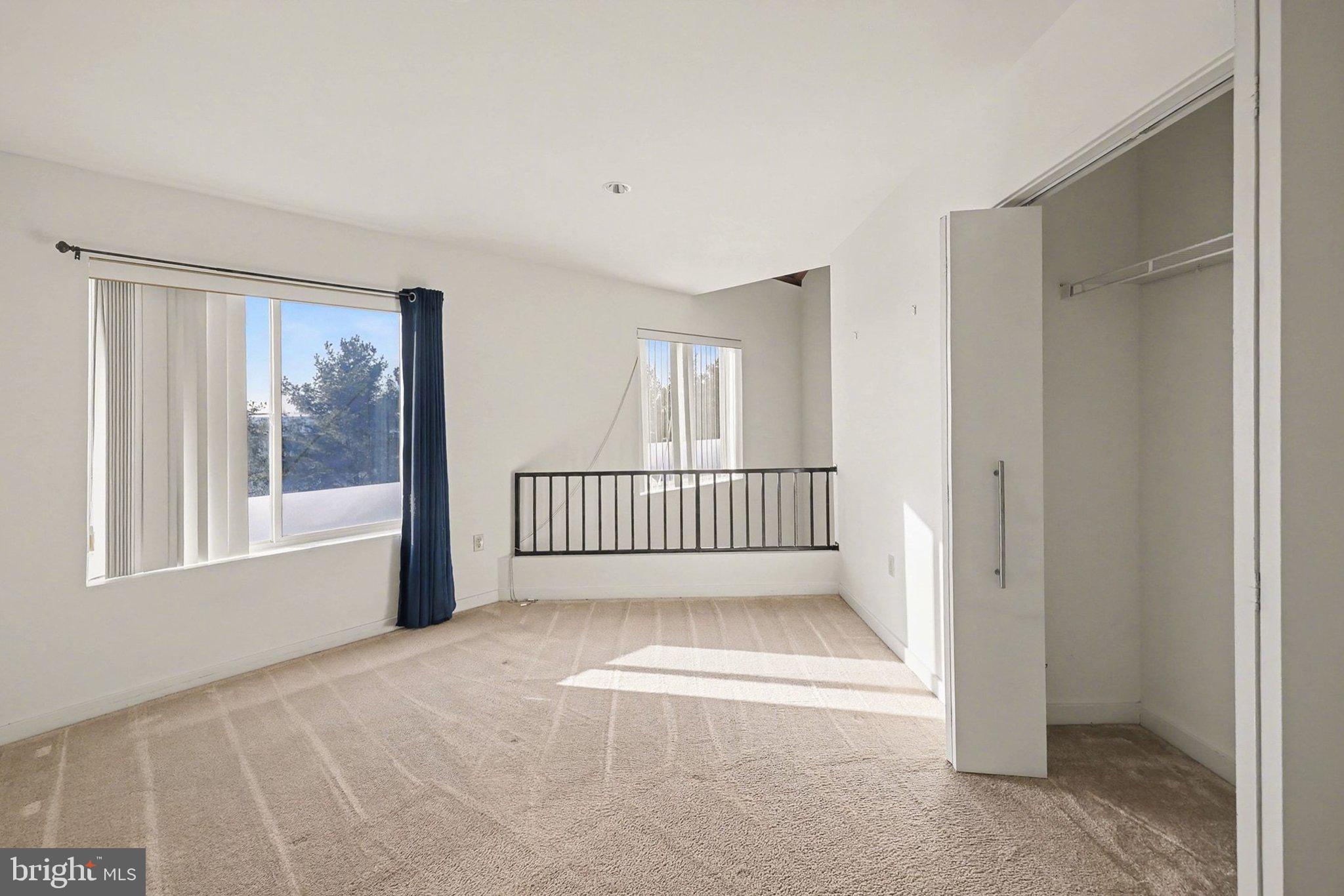 112 Blue Ridge Circle Harrisburg, PA 17110 - Photo 25 of 35 2nd Floor - Bedroom and Closet