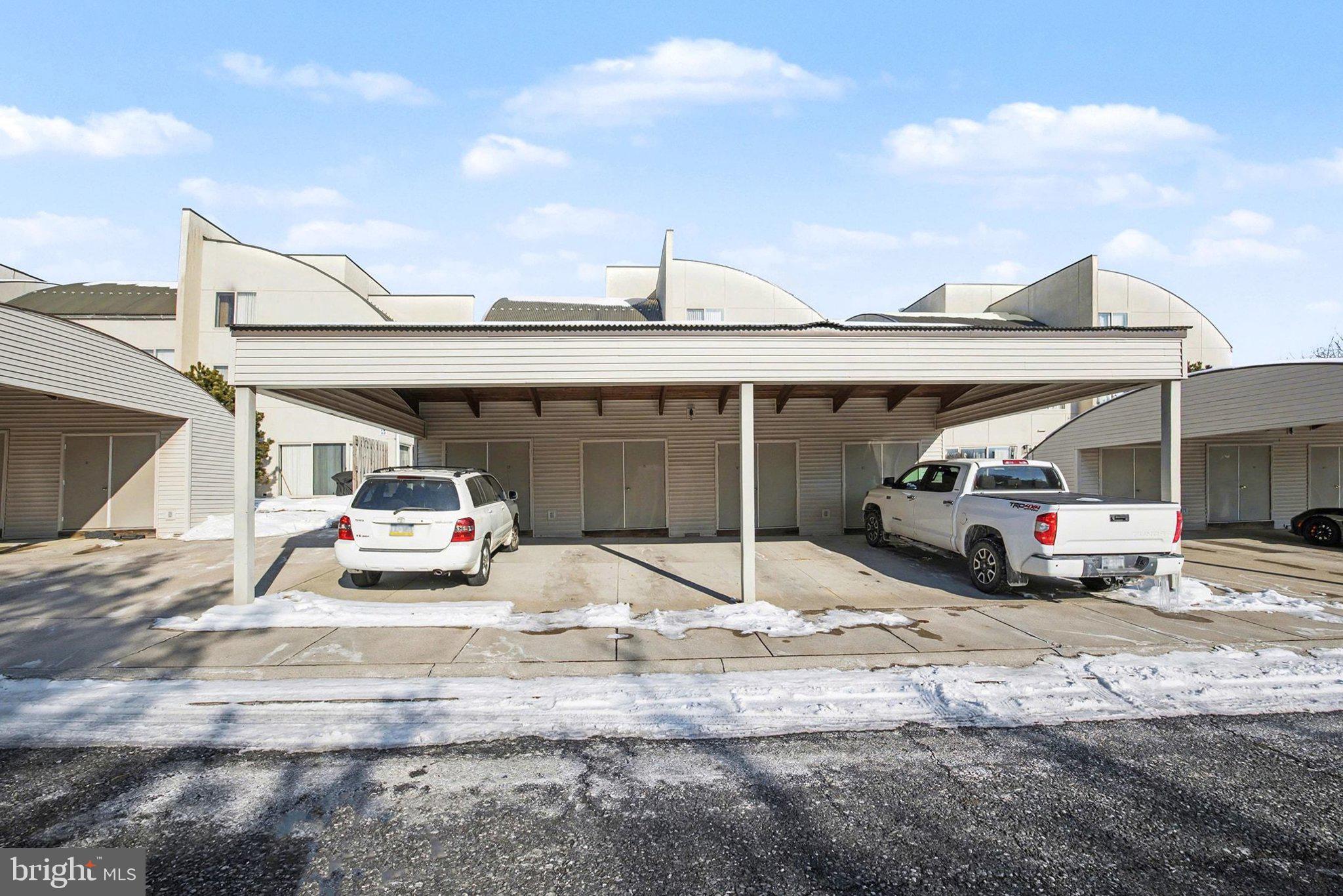 112 Blue Ridge Circle Harrisburg, PA 17110 - Photo 29 of 35 Carport
