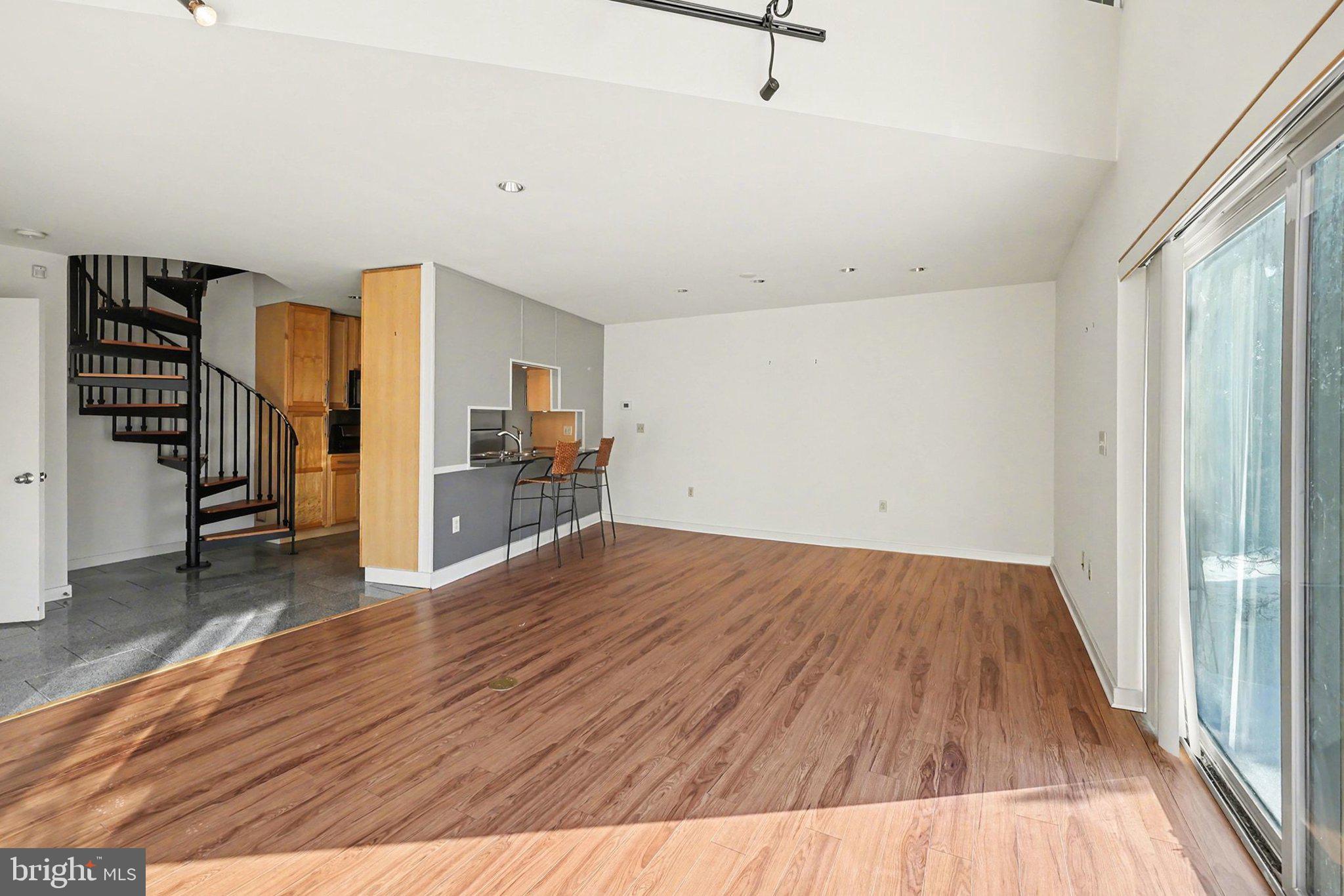 112 Blue Ridge Circle Harrisburg, PA 17110 - Photo 6 of 35