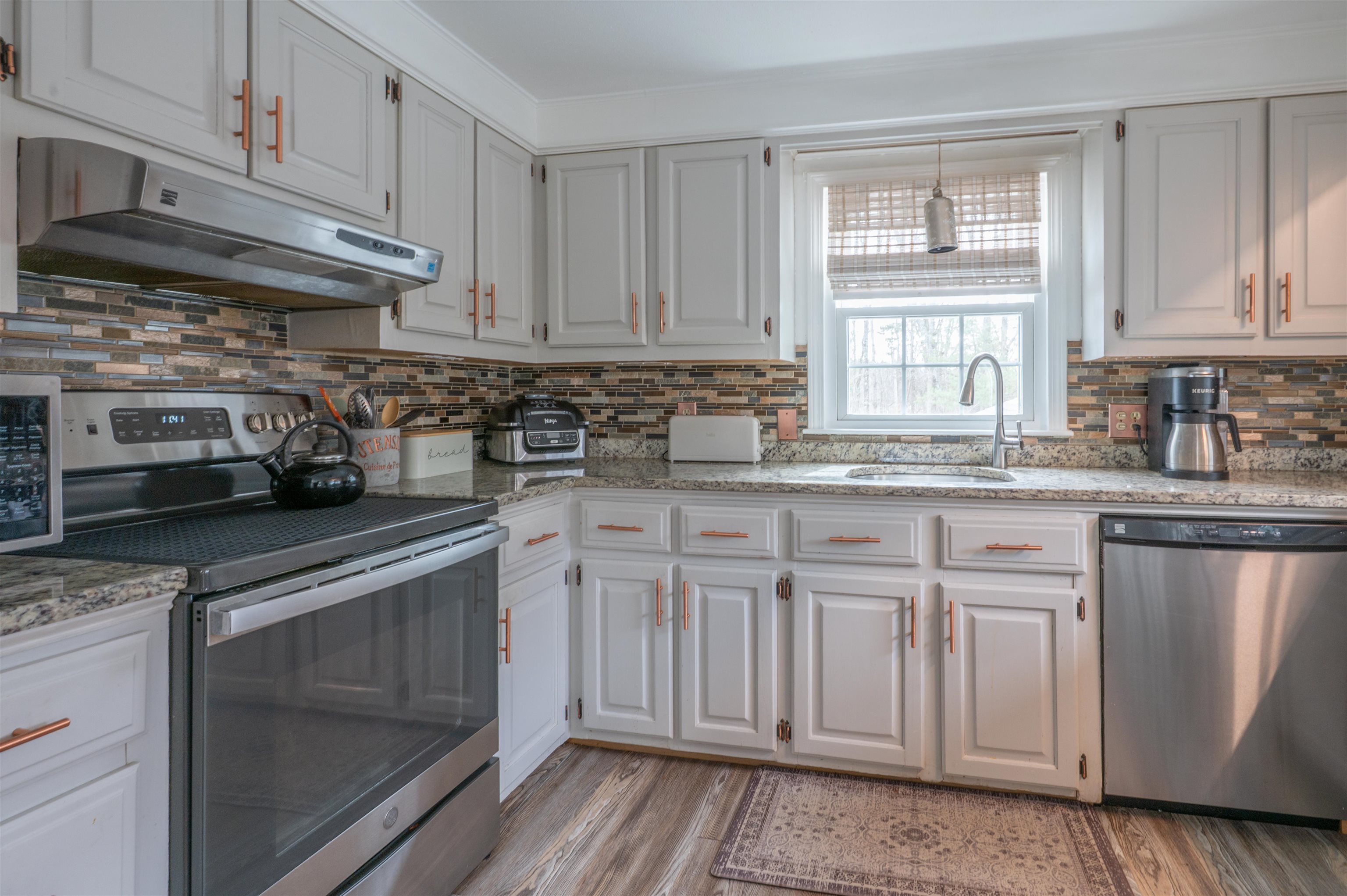 169 Main Street Atkinson, NH 03811 - Photo 15 of 49