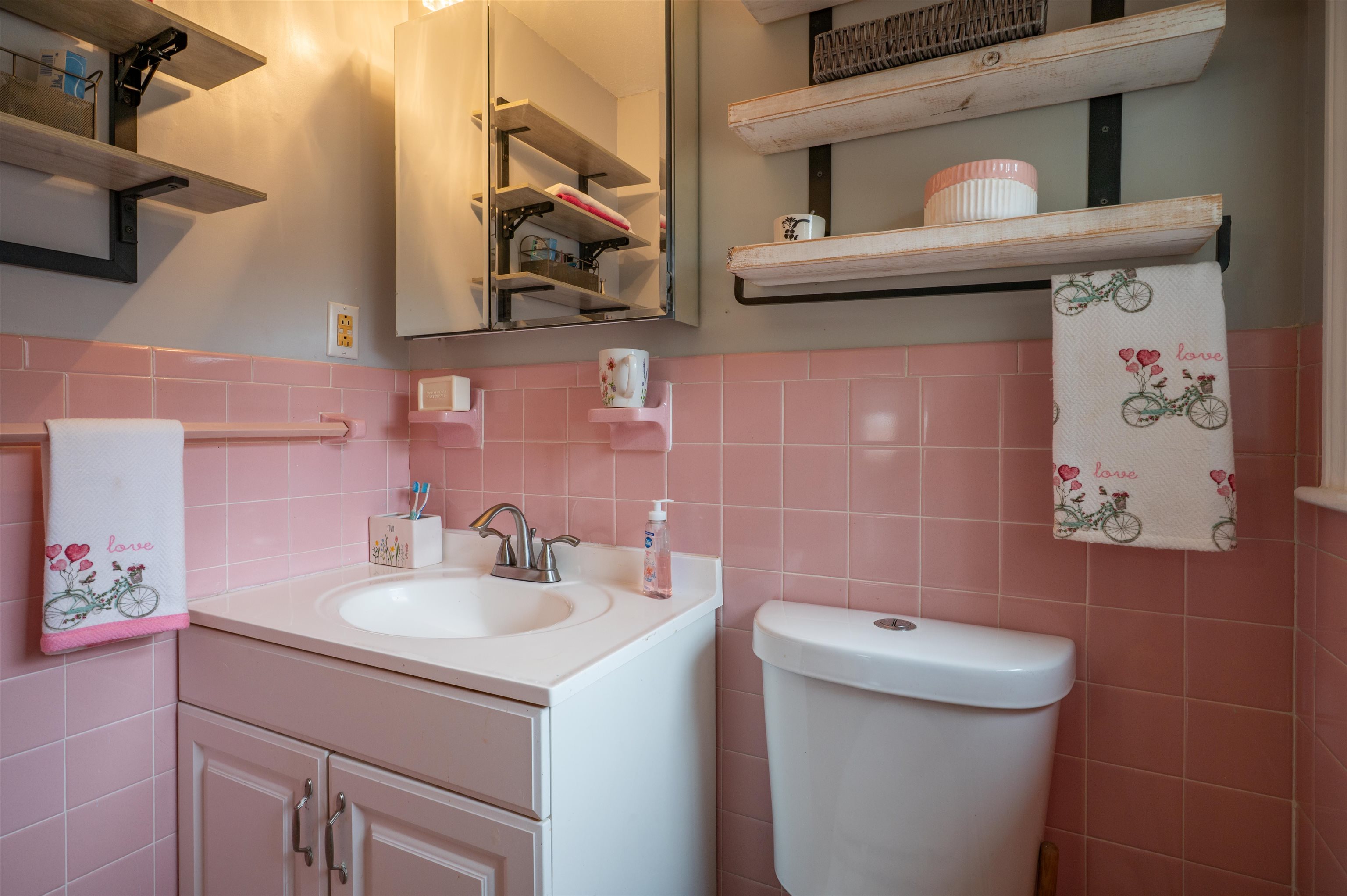 169 Main Street Atkinson, NH 03811 - Photo 19 of 49