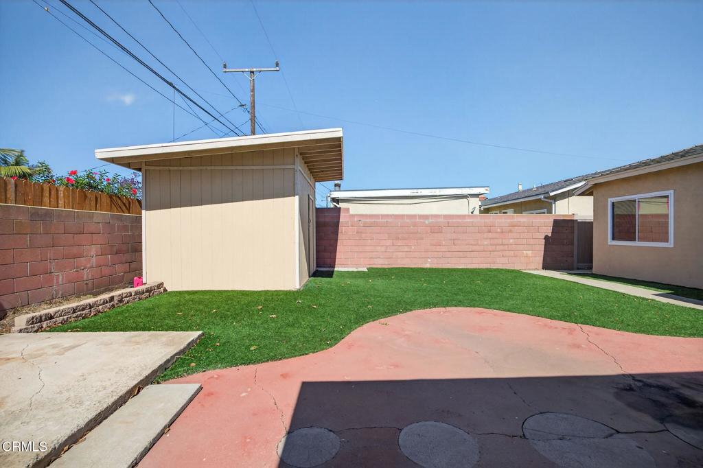 4029 South B Street Oxnard, CA 93033 - Photo 32 of 34 a view of outdoor space and yard