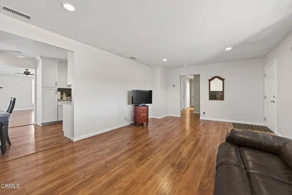 $820,000 | 4029 South B Street, Oxnard, CA 93033