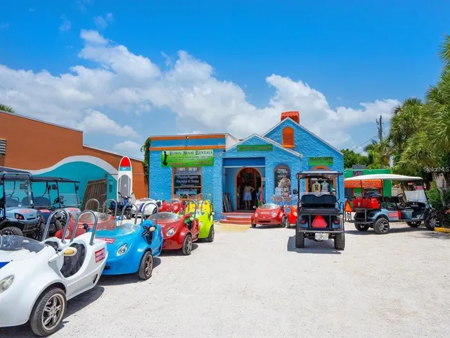 $2,950,000 | 3512 Camino Real, Sarasota, FL 34239