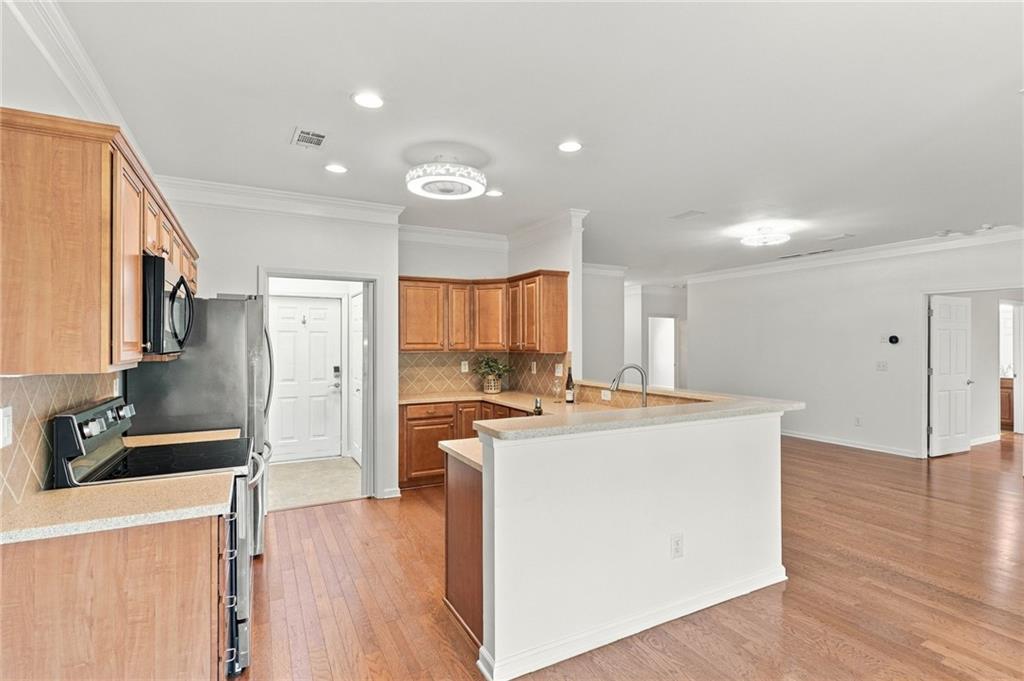 129 Holiday Road, Unit 64 Buford, GA 30518 - Photo 10 of 45 Gallery Image 10