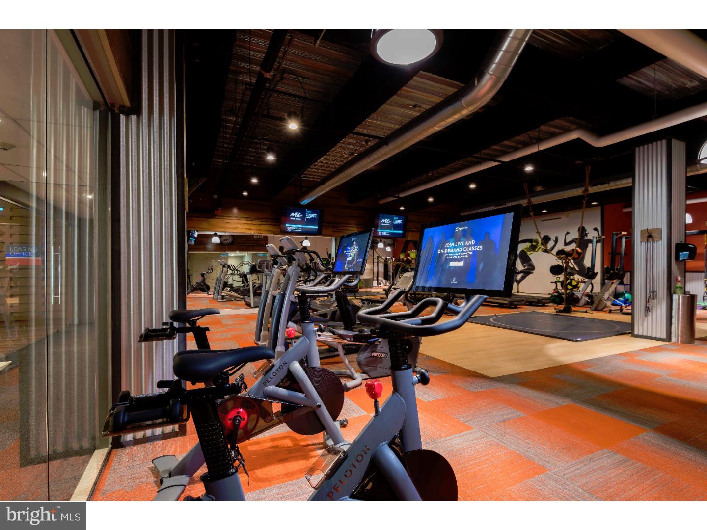 1900-20 Arch Street, Unit 1017 Philadelphia, PA 19103 - Photo 23 of 30 a view of a room with gym equipment
