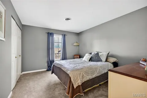 $229,000 | 1629 Walpole Drive, Unit D, Chesterfield, MO 63017