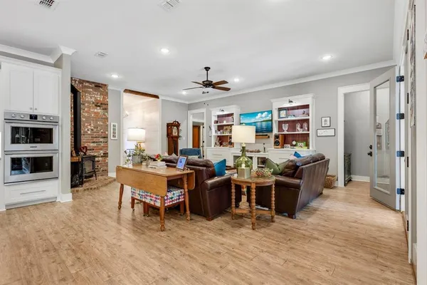 $1,225,000 | 11727 County Road 168, Tyler, TX 75703