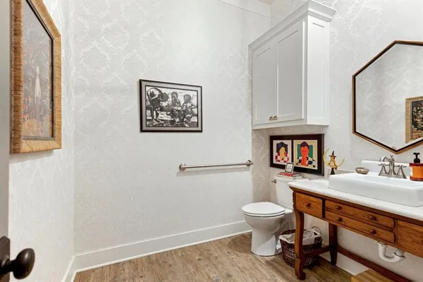 $1,225,000 | 11727 County Road 168, Tyler, TX 75703