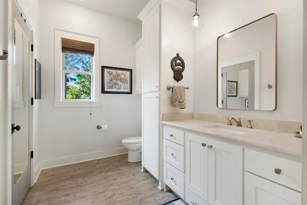 $1,225,000 | 11727 County Road 168, Tyler, TX 75703