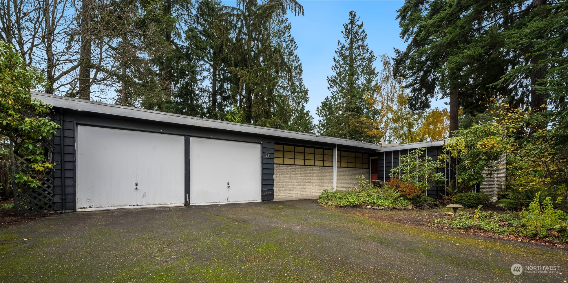 711 15th Street Southwest Edmonds, WA 98020 - Photo 1 of 26 Gallery Image 1