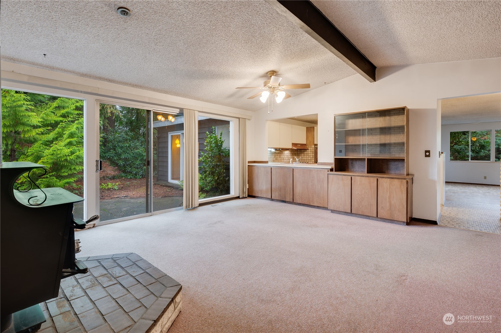 711 15th Street Southwest Edmonds, WA 98020 - Photo 11 of 26 Gallery Image 11