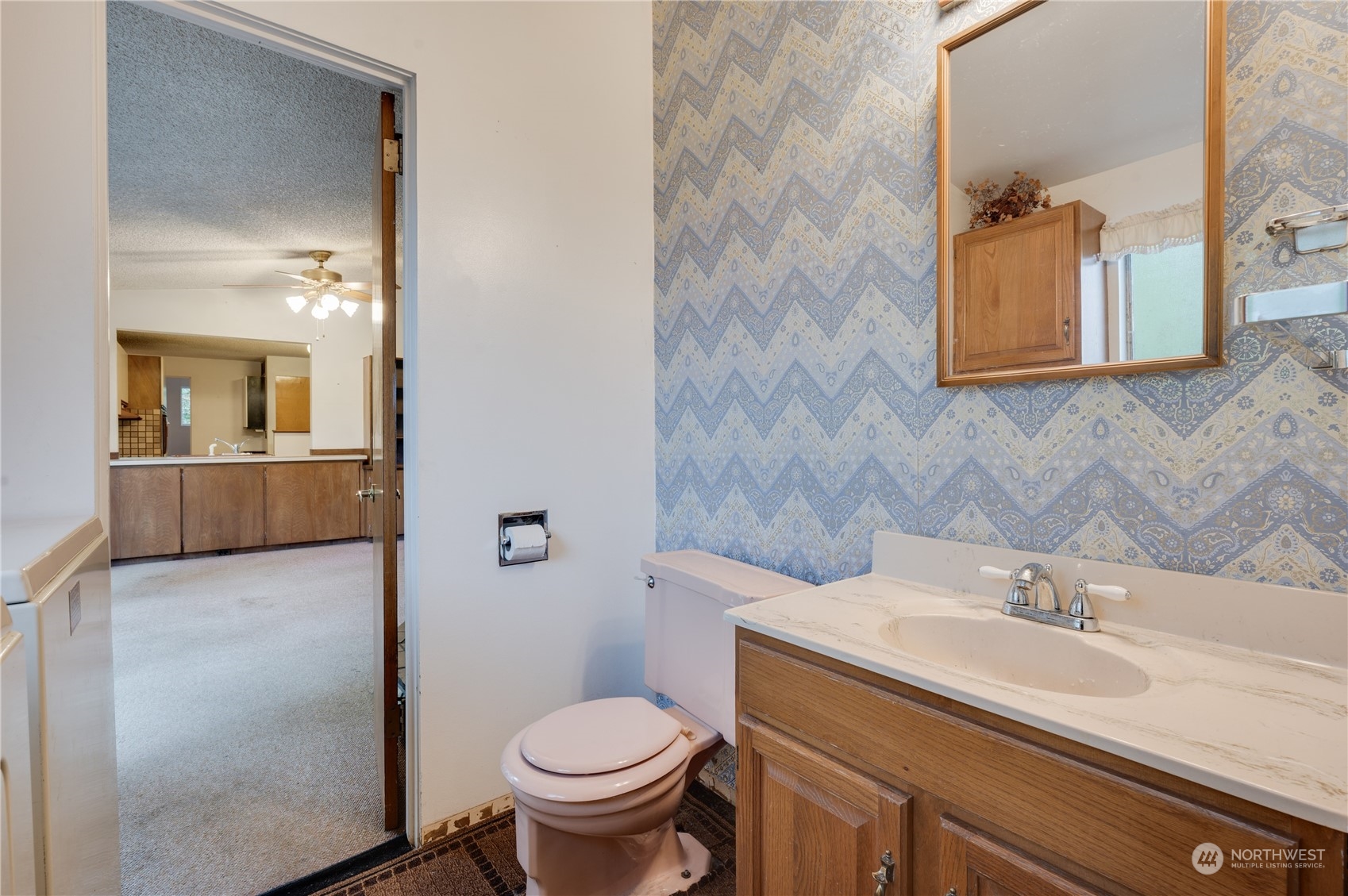 711 15th Street Southwest Edmonds, WA 98020 - Photo 17 of 26 Gallery Image 17