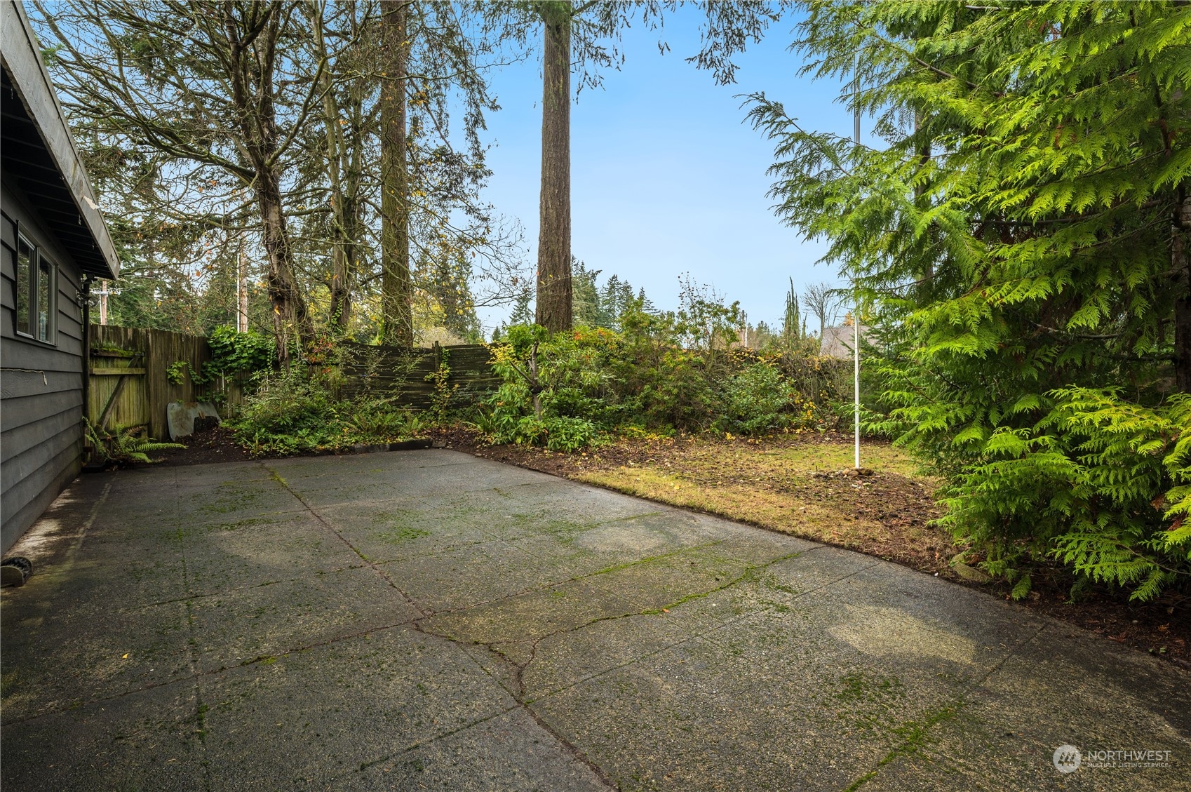 711 15th Street Southwest Edmonds, WA 98020 - Photo 21 of 26 Gallery Image 21
