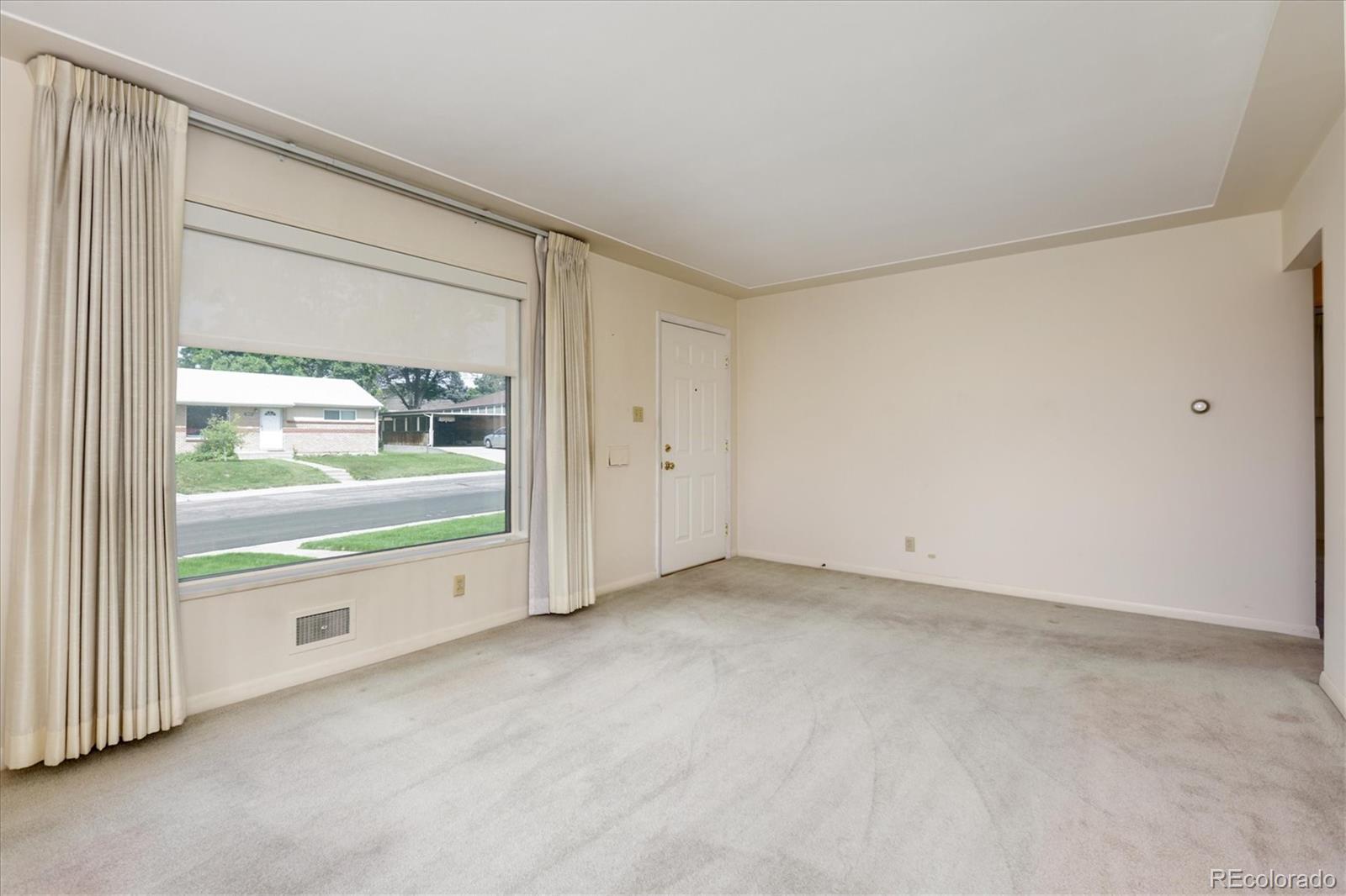 7080 Ruth Way Denver, CO 80221 - Photo 4 of 40 Gallery Image 4
