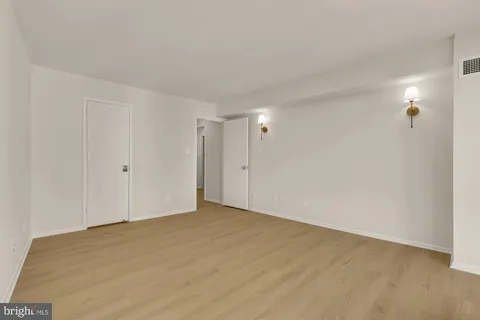$315,000 | 4620 North Park Avenue, Unit 1211E, Chevy Chase, MD 20815
