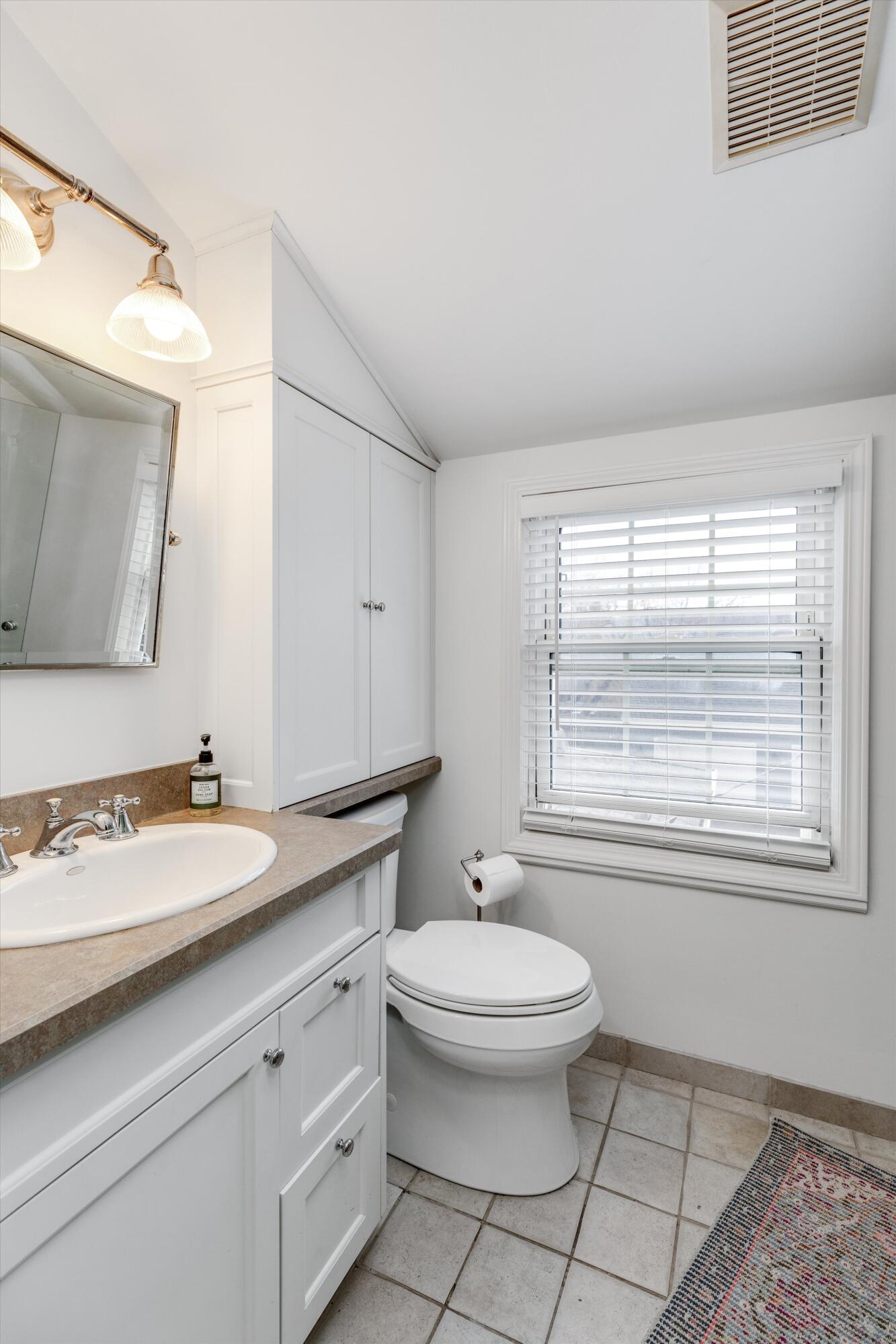 2510 Yorkshire Road Birmingham, MI 48009 - Photo 38 of 54 38-2510 Yorkshire Rd 034