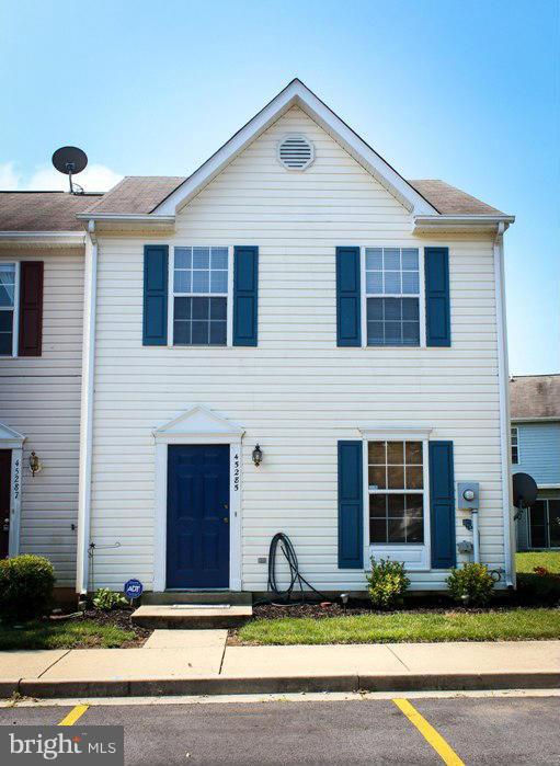 45285 Rumsford Lane California, MD 20619 - Photo 2 of 12 Exterior (Front)