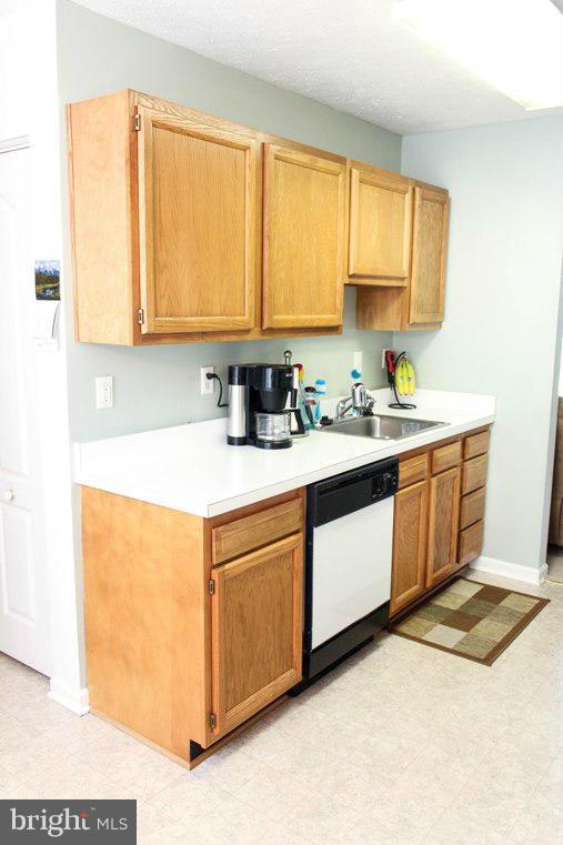 45285 Rumsford Lane California, MD 20619 - Photo 3 of 12 Kitchen