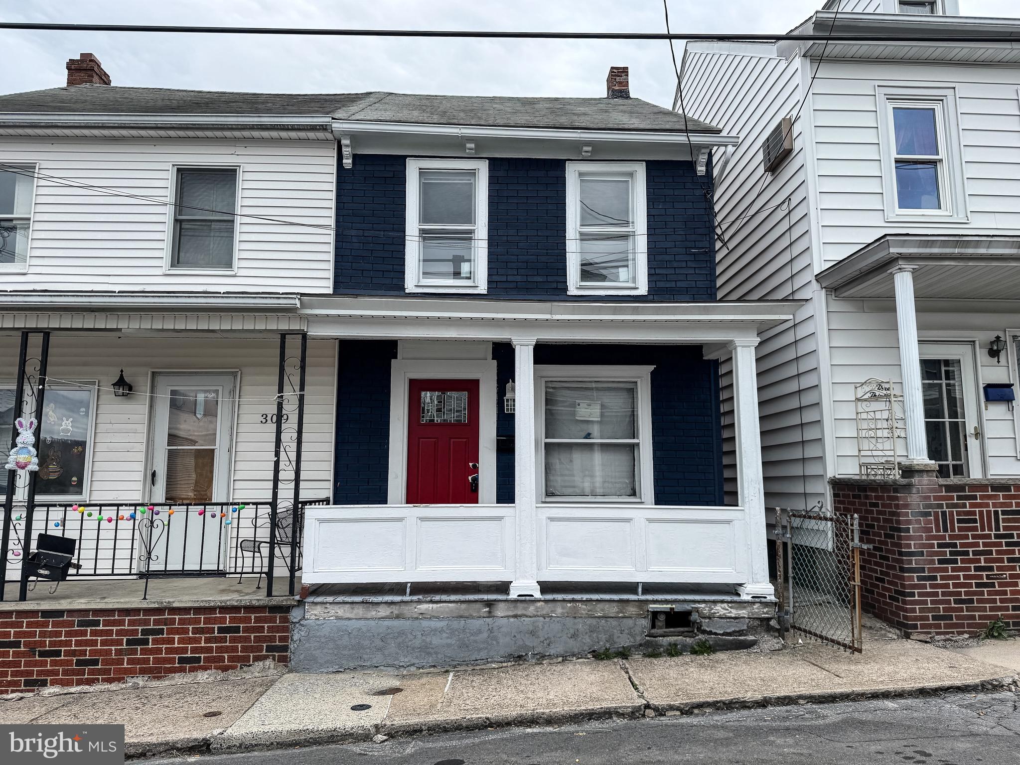 311 Pottsville Street Minersville, PA 17954 - Photo 1 of 20 front view of a house
