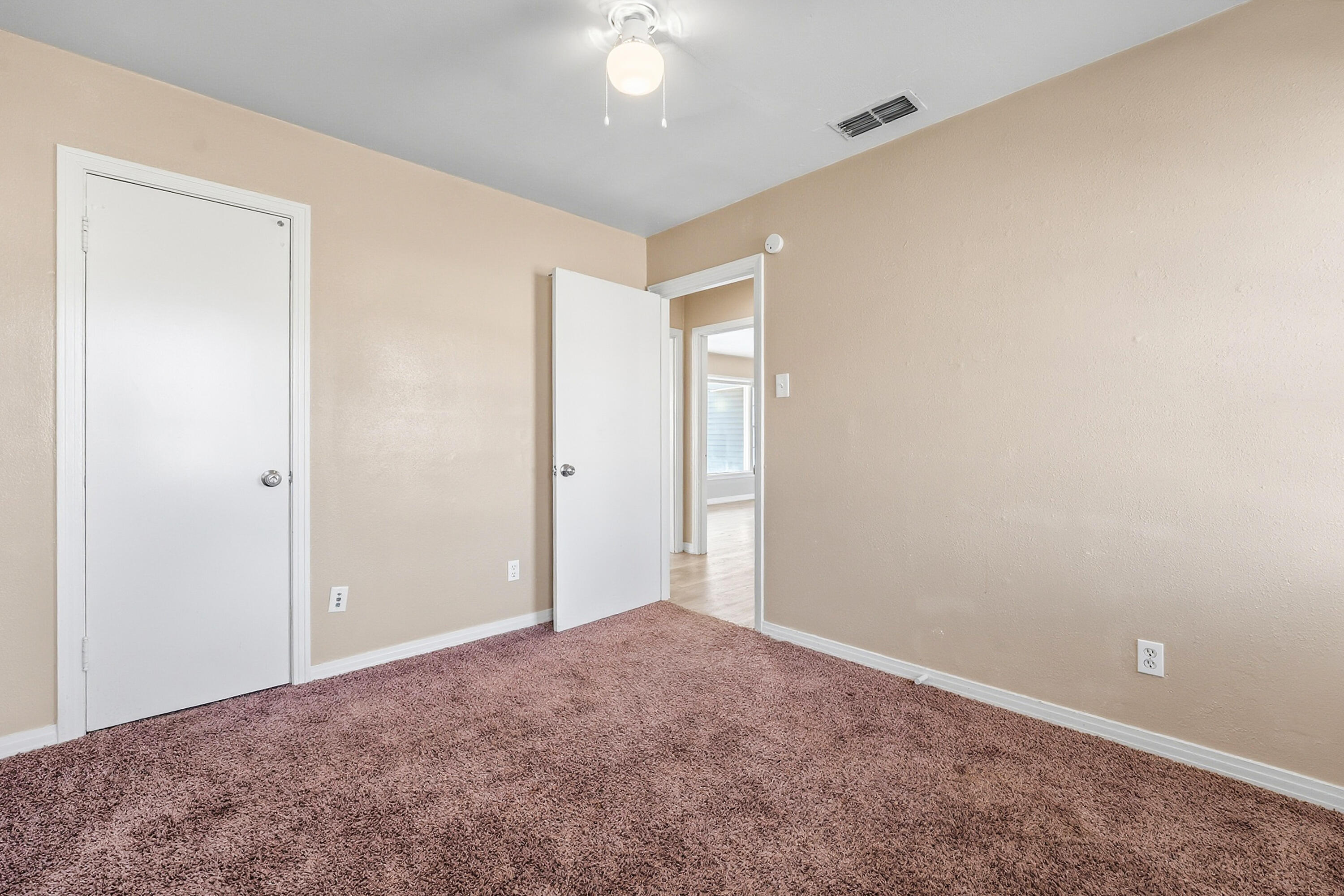 3714 25th Street Lubbock, TX 79410 - Photo 14 of 17 DSC05988
