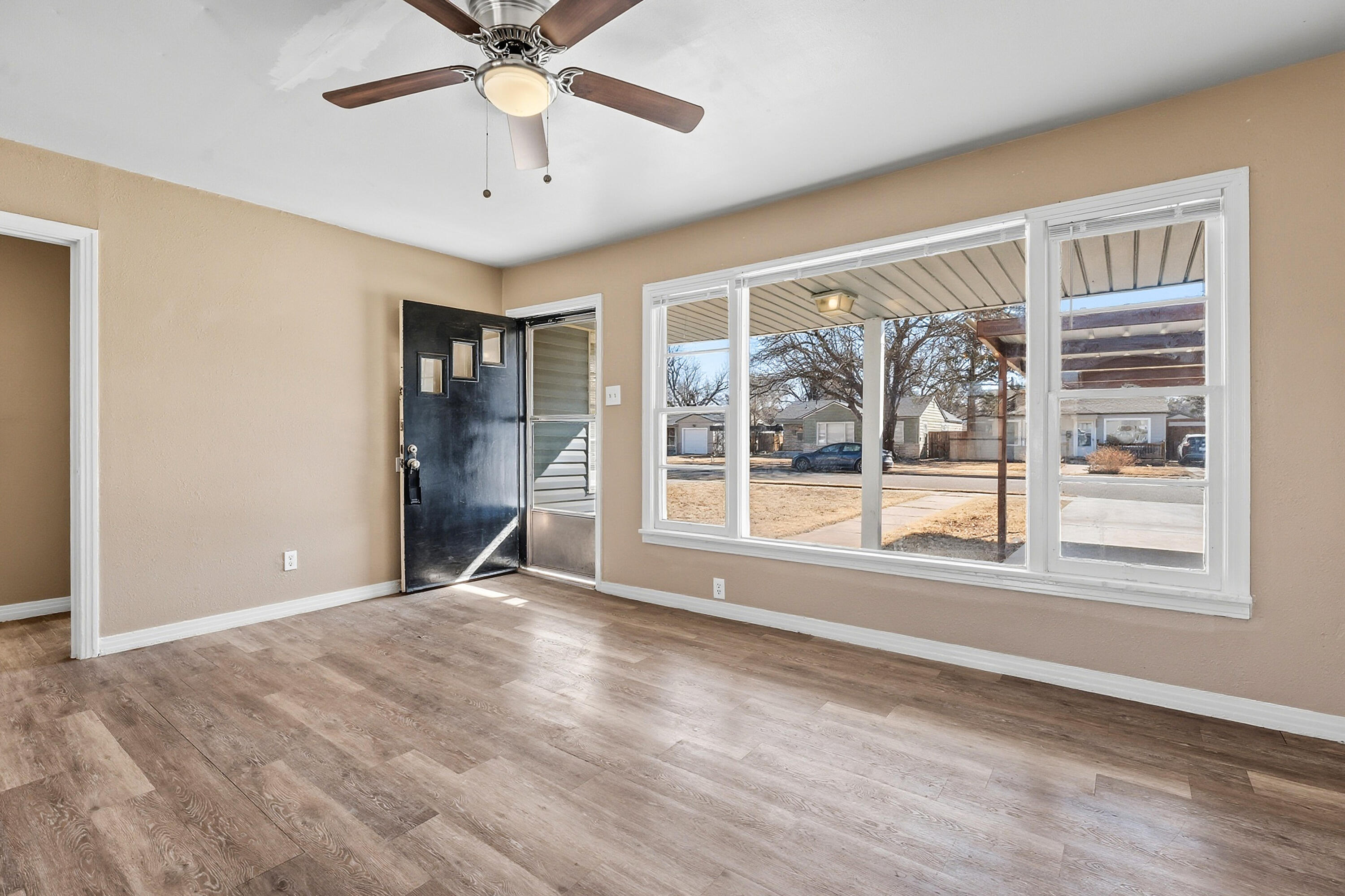 3714 25th Street Lubbock, TX 79410 - Photo 5 of 17 DSC05961