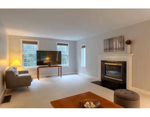 71 Forrest Road Westford, MA 01886 - Photo 10 of 40 Gallery Image 10