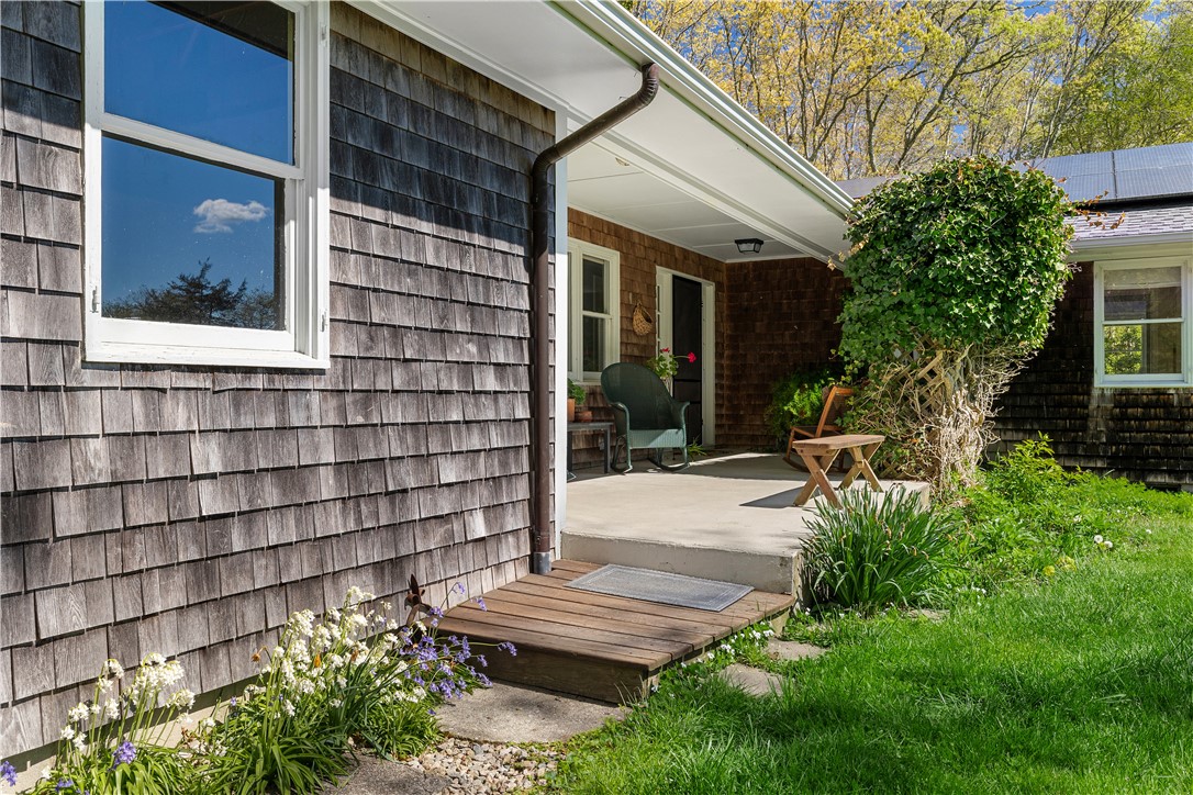 60 Quicksand Pond Road Little Compton, RI 02837 - Photo 4 of 22