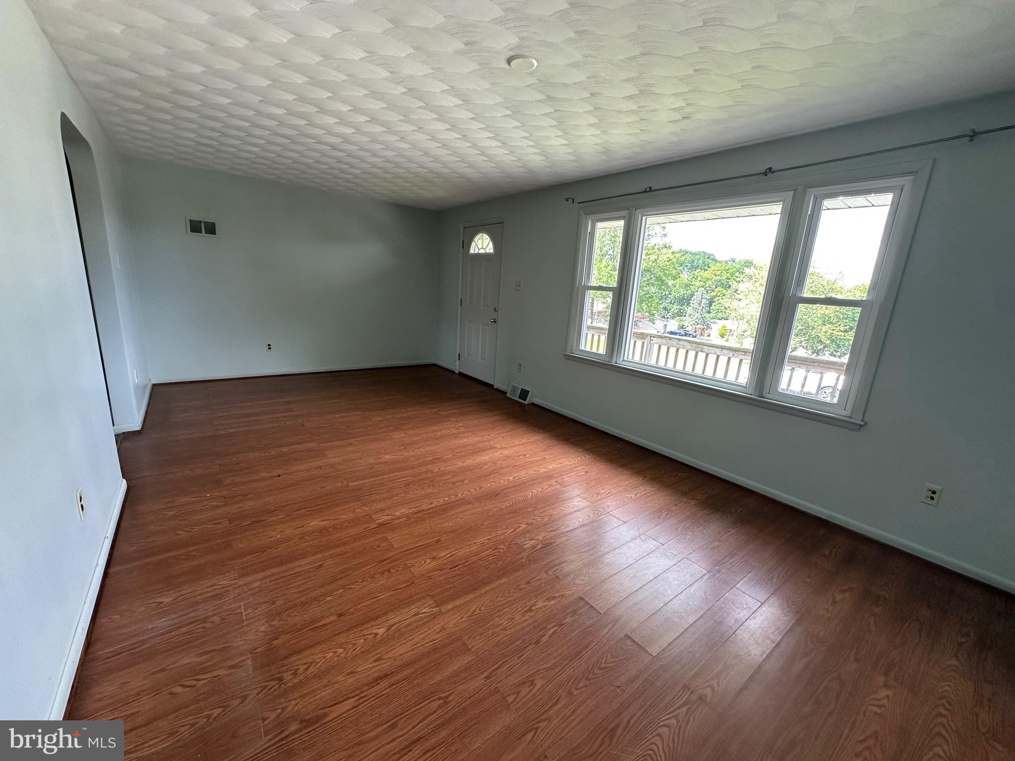 1170 Ruth Street York, PA 17408 - Photo 7 of 13 Gallery Image 7