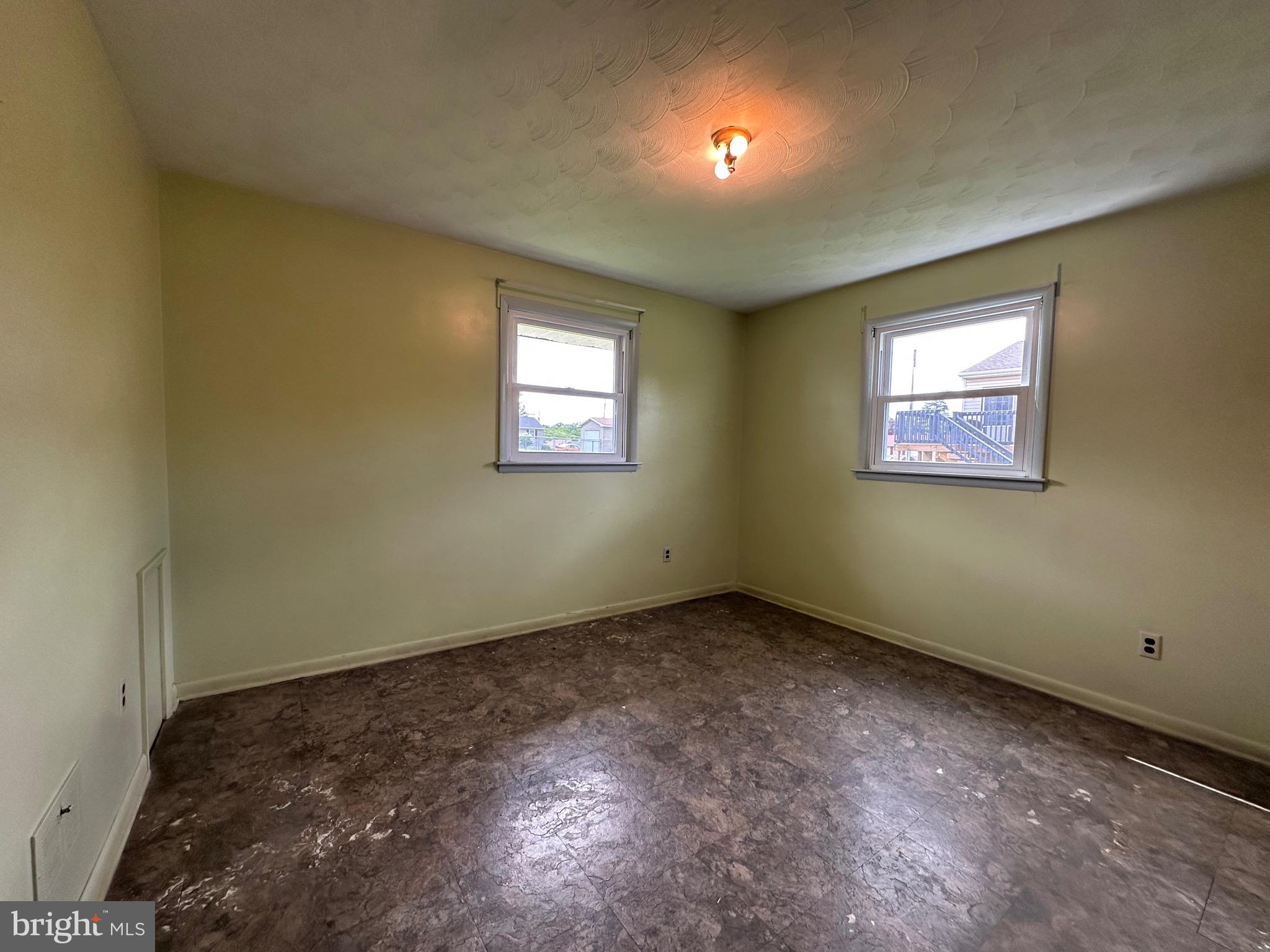1170 Ruth Street York, PA 17408 - Photo 8 of 13 Gallery Image 8