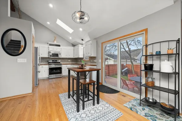 $450,000 | 11144 Denny Avenue, Mokena, IL 60448