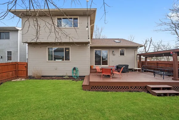$450,000 | 11144 Denny Avenue, Mokena, IL 60448