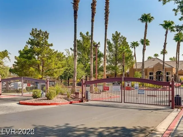 $1,150 | 1150 North Buffalo Drive, Unit 1121, Las Vegas, NV 89128