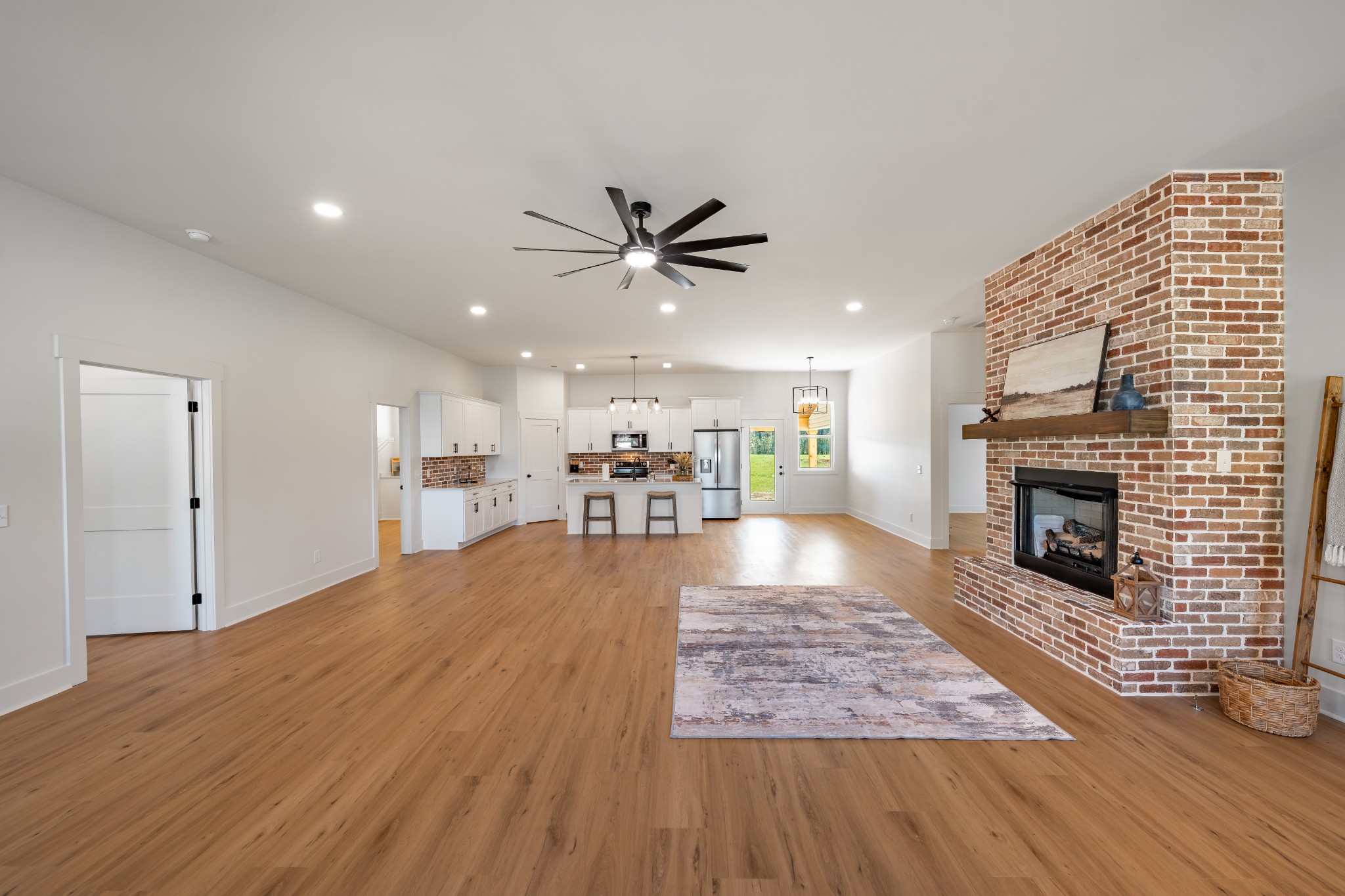 4031 Wells Road Springfield, TN 37172 - Photo 6 of 39 a living room with furniture and a fireplace