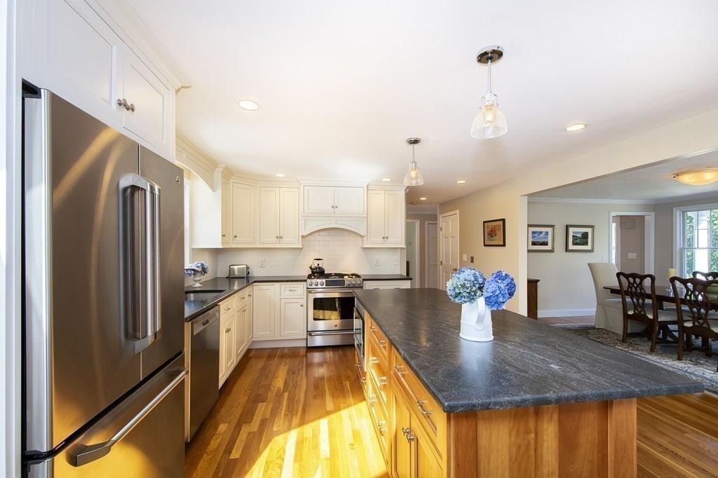23 Gardner Road Scituate, MA 02066 - Photo 5 of 24 Gallery Image 5