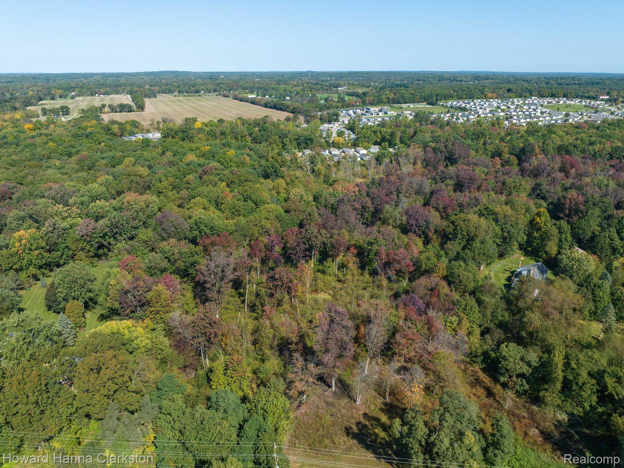 4086 West Commerce Road Milford, MI 48380 - Photo 3 of 43 3