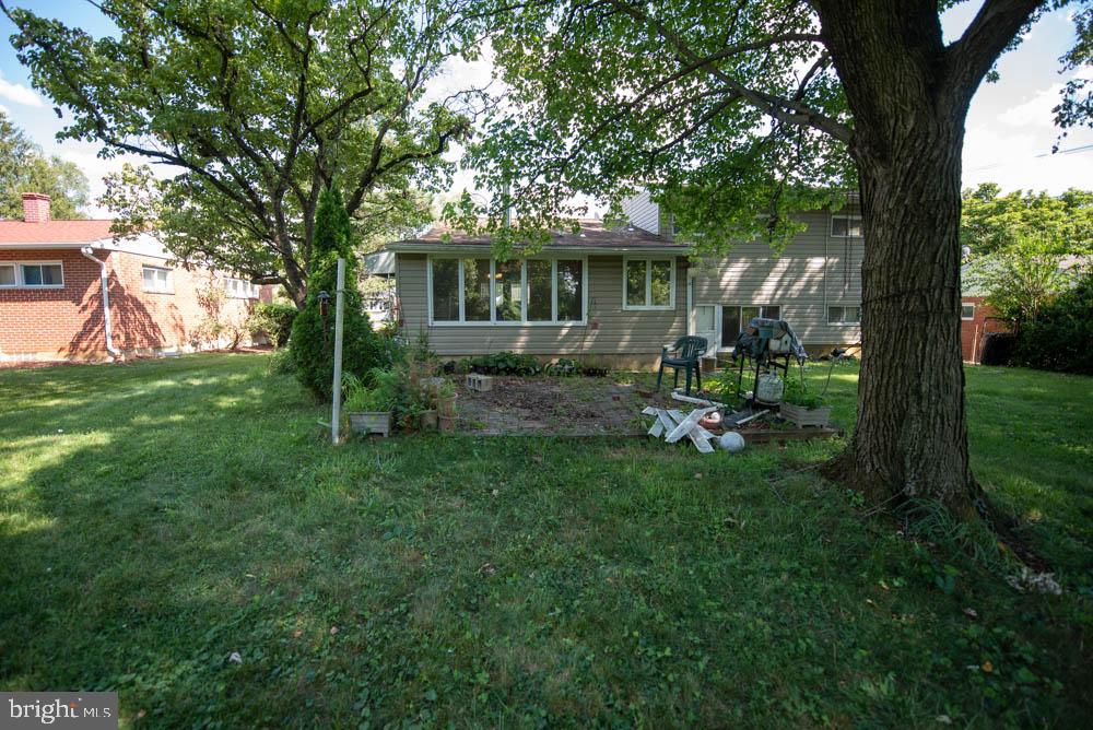 1032 Collwood Road Catonsville, MD 21228 - Photo 21 of 23 Backyard