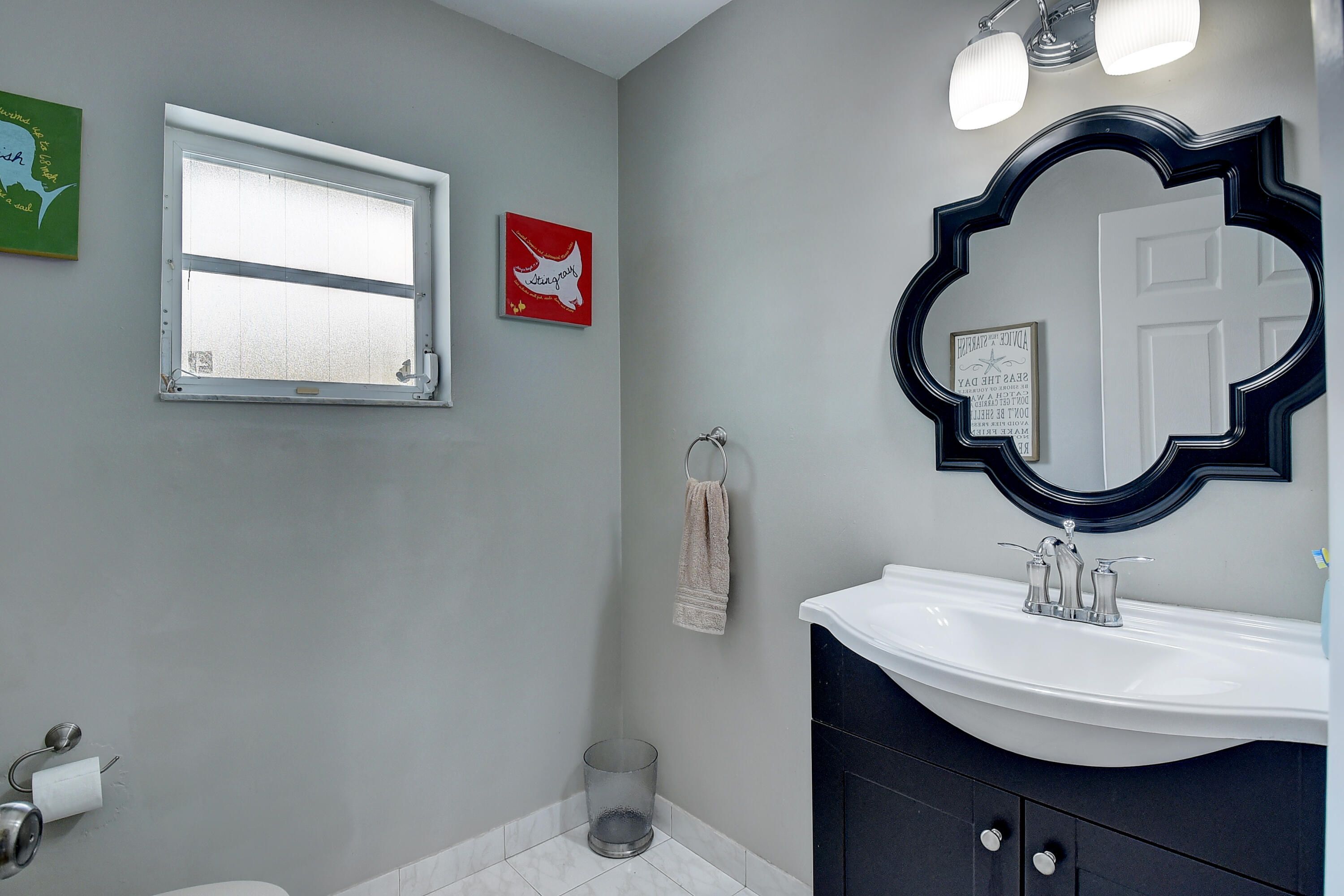10340 Sunstream Lane Boca Raton, FL 33428 - Photo 8 of 34 Half Bathroom