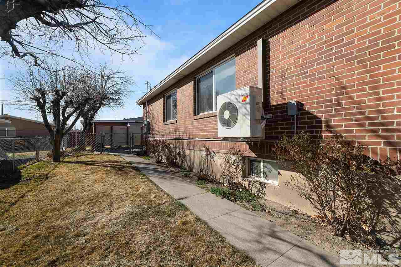 705 Helvetia Avenue Reno, NV 89502 - Photo 4 of 23 Photo 4