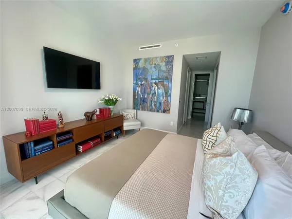 $9,500 | 700 Northeast 26th Terrace, Unit 2906, Miami, FL 33137